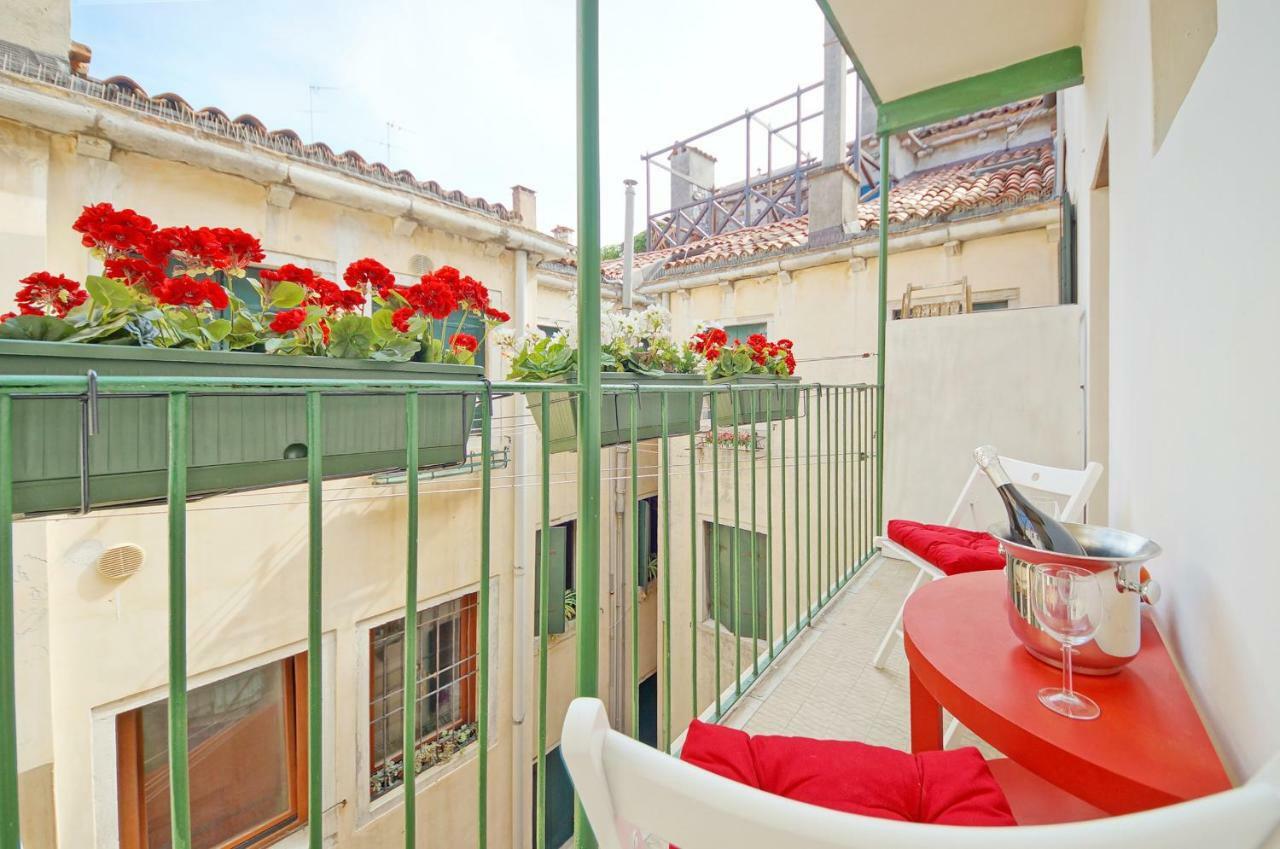 Calle Dei Fabbri Apartament *